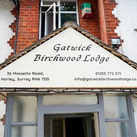 Gatwick Birchwood Lodge With Holiday Parking Horley Exterior foto