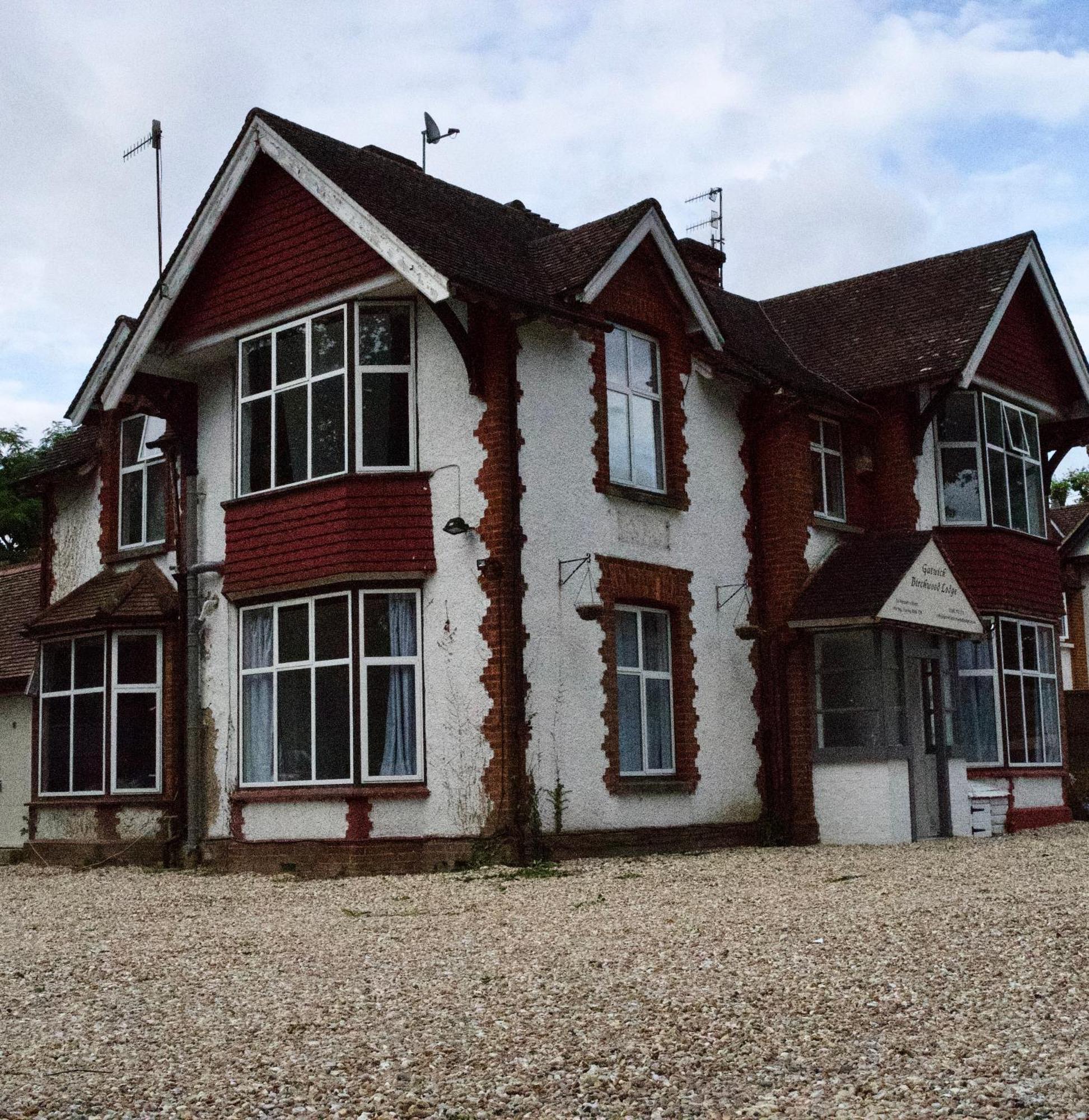Gatwick Birchwood Lodge With Holiday Parking Horley Exterior foto