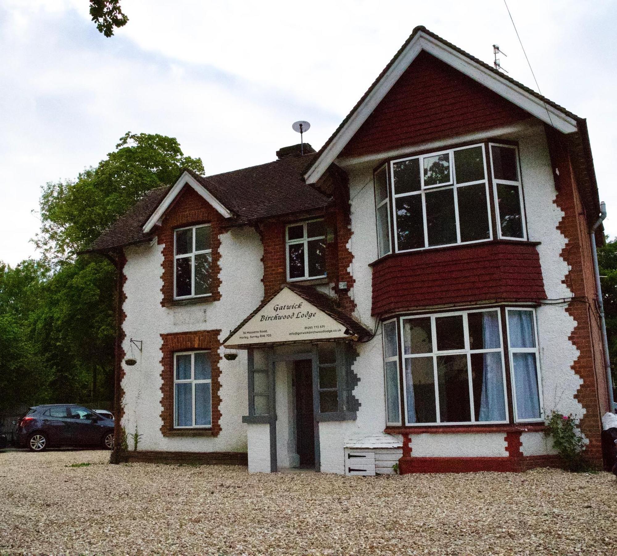 Gatwick Birchwood Lodge With Holiday Parking Horley Exterior foto